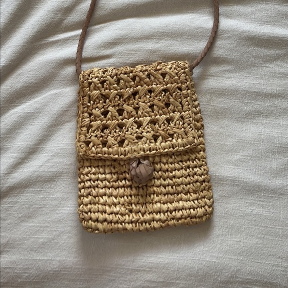 Seed woven purse